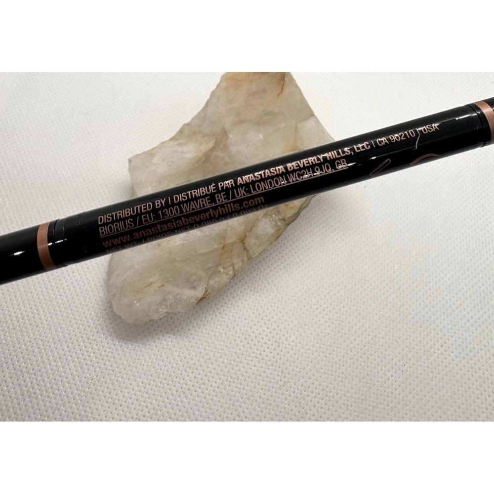 Anastasia Beverly Hills ABH Brow Wiz Medium Brown Full Size 0.003oz/ 0.085g NWOB - Picture 3 of 4